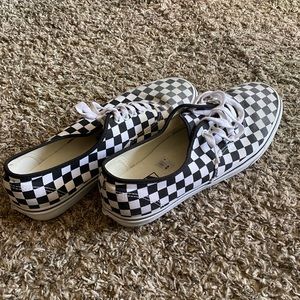 Men’s checkered lace up Vans size 12